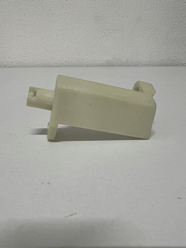 toyota-corolla-t22-bagaj-kilidi3