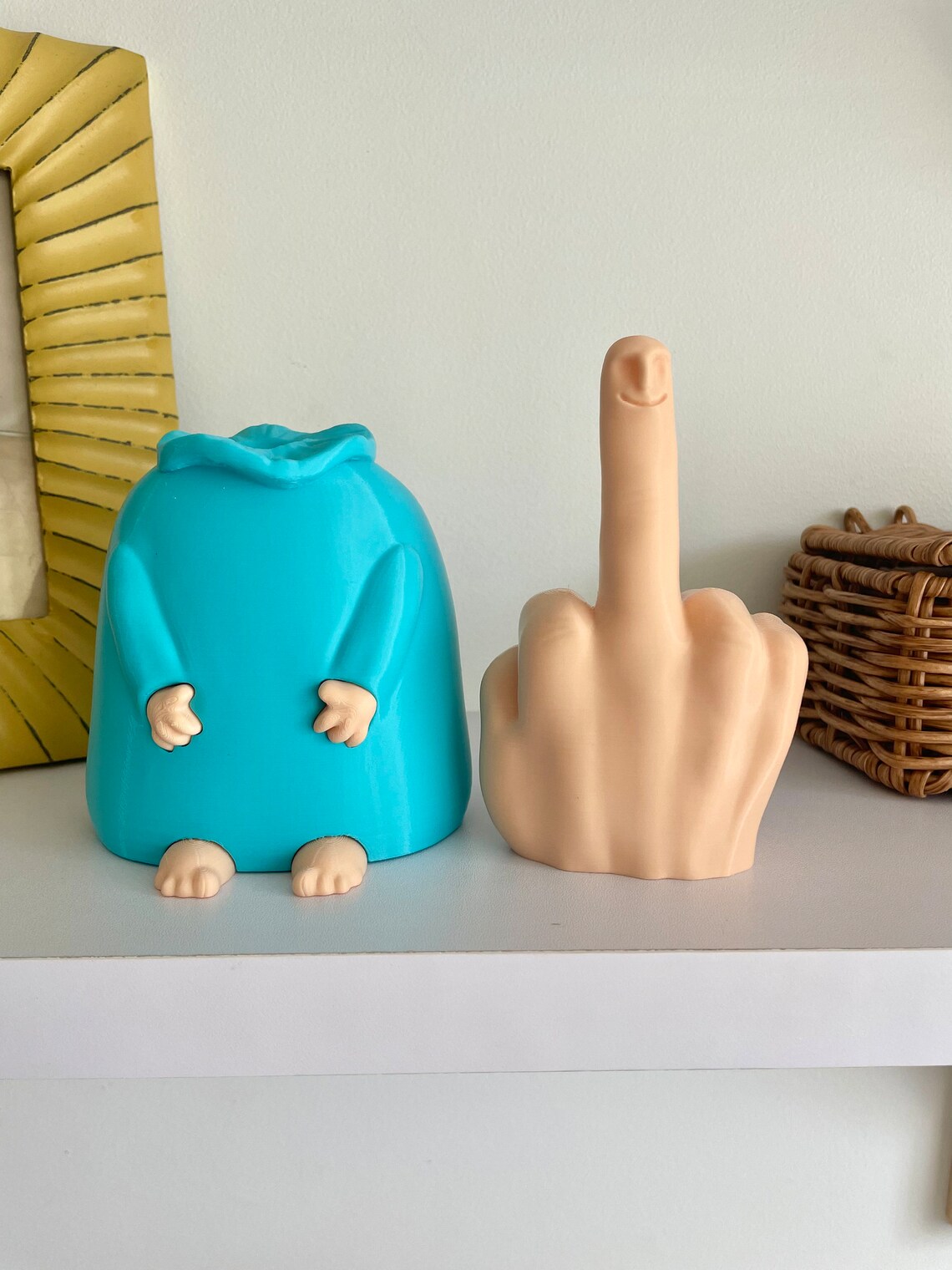 MR.NICEGUY--SURPRISE- MR. NICE GUY WITH SURPRISE - HIDDEN MIDDLE FINGER